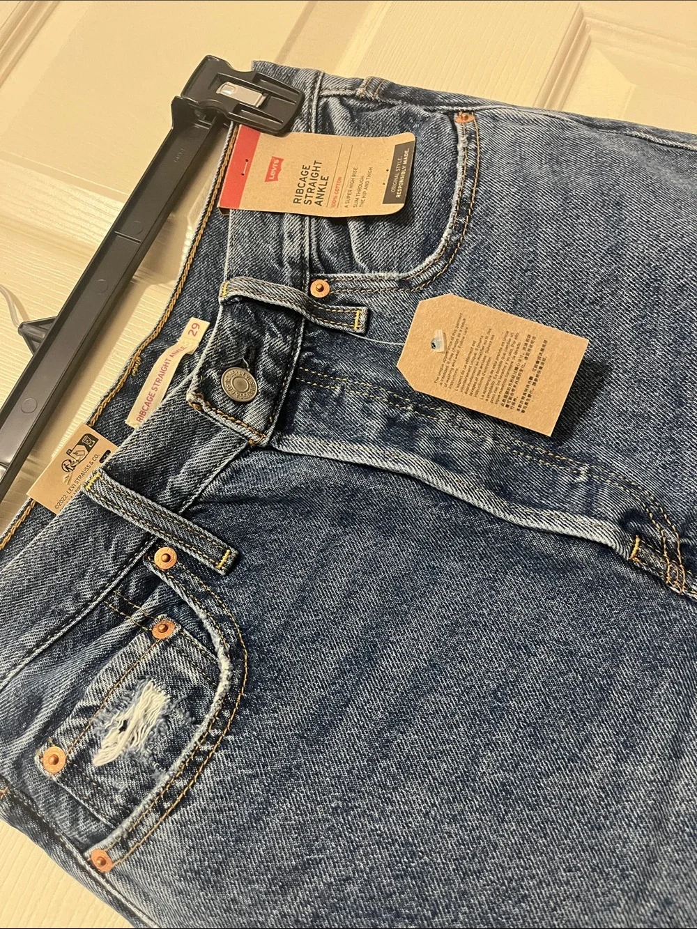 Levis levi relaxed